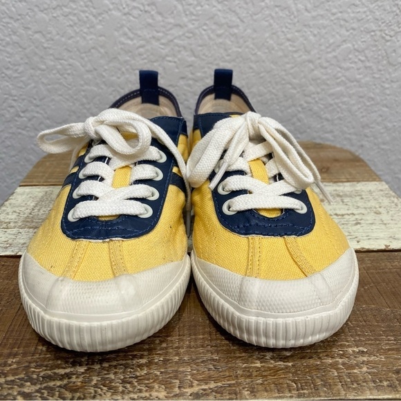 NWT Re / Done 90’s Low Top Marigold Sneakers Size 6 - Picture 8 of 13